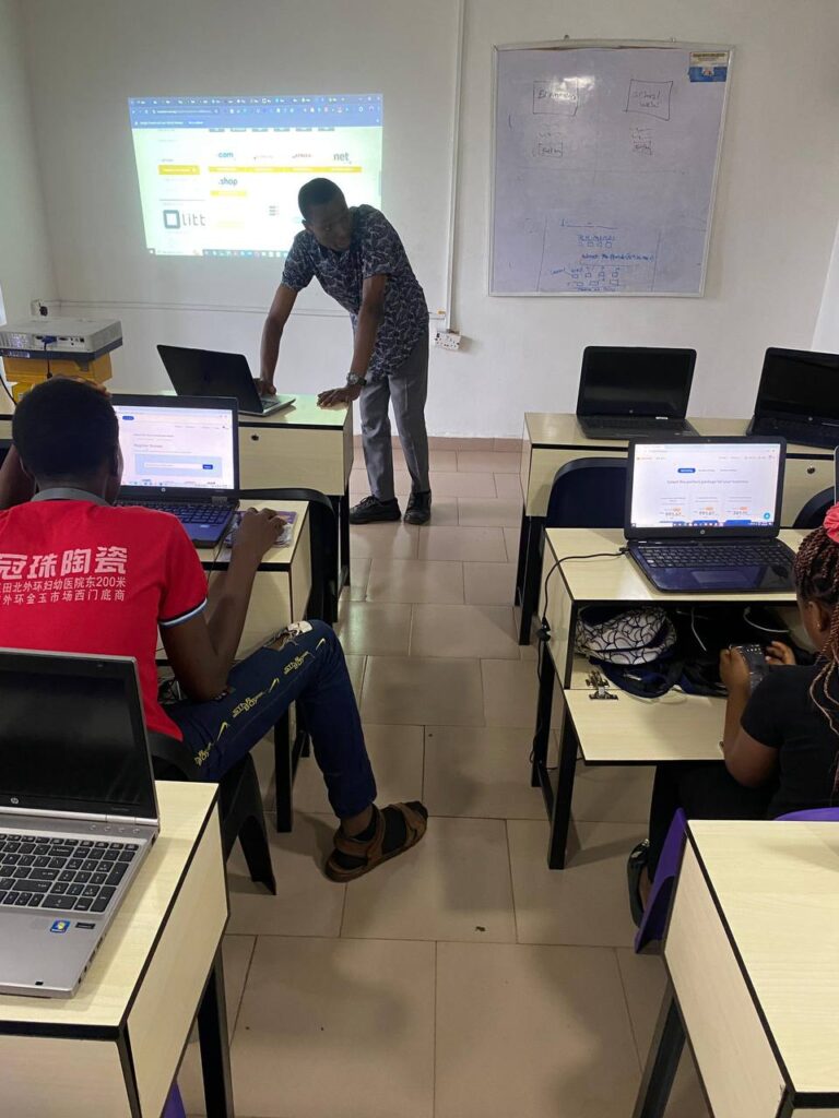 photo 2025 09 16 16 03 13.jpg